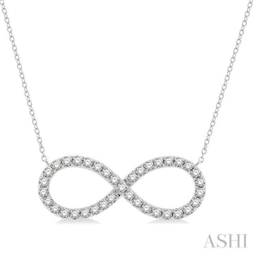 1 Ctw Round Cut Diamond Infinity Pendant With Chain in 14K White Gold